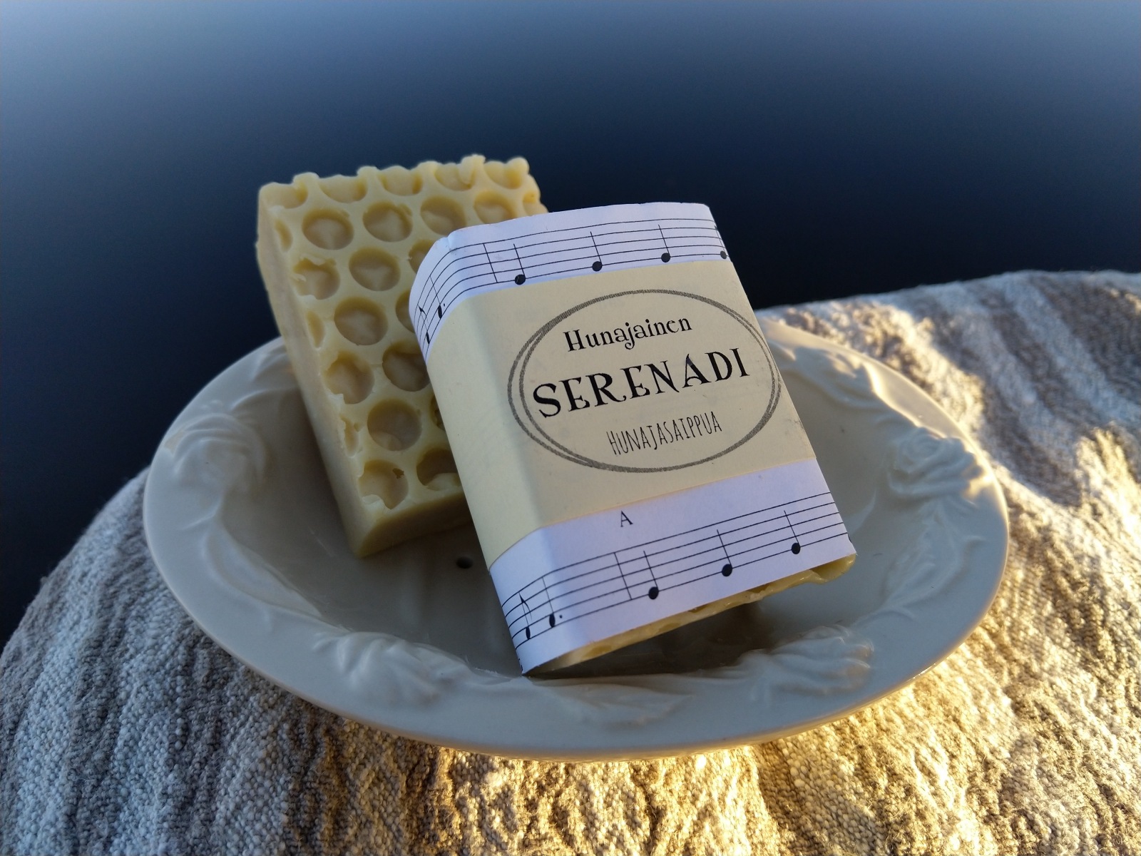 Hunajainen serenadi